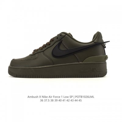耐克 空军一号 Af1 低帮休闲板鞋 Ambush X Nk Air Force 1'07 Low Sp 空军一号联名标志性的Swoosh延伸至鞋跟之外，鞋舌和