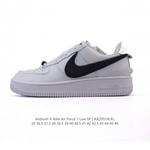 耐克 空军一号 Af1 低帮休闲板鞋 Ambush X Nk Air Force 7 Low Sp 空军一号联名标志性的Swoosh延伸至鞋跟之外，鞋舌和鞋垫上