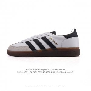 性价比版本 阿迪达斯 Adidas Handball Spezial 低帮三叶草学院风复古休闲板鞋 德训鞋 橡胶底柔软皮革经典运动鞋板鞋。圆头、缝合拼接设计、正