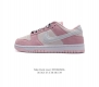 耐克nike Dunk Low 板鞋 Sb系列经典百搭休闲厚底增高运动滑板鞋，加厚鞋舌的填充，使舒适性大大提升，同时也更方便穿脱中底部分则加入了脚感柔软舒适zo