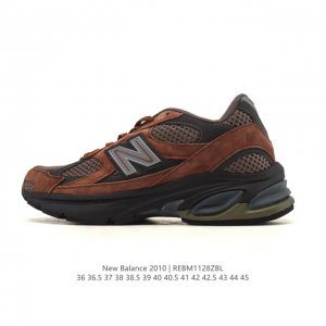 公司级 新百伦 New Balance2010英产做旧鞋款纯色绒运动鞋 厚底增高老爹鞋。此复刻经典鞋款，加入当下大热的户外元素，以曾经篮球鞋款型式样加以打造鞋款
