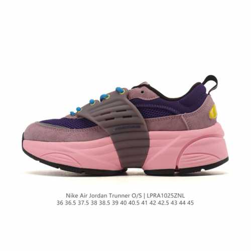 新品公司级 耐克 Nike Jordan Trunner O S 运动篮球鞋，是 耐克旗下 Jordan Brand 推出的复古跑鞋，以 90 年代田径鞋为灵感