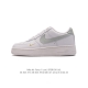 耐克 Nike Air Force 1 '07 Low 空军一号含气垫 低帮百搭厚底增高休闲运动板鞋 小白鞋 。柔软、弹性十足的缓震性能和出色的中底设计，横跨复