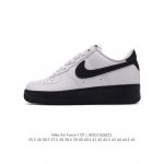 头层皮 耐克 Nike Air Force 1 '07 Low 空军一号含气垫 低帮百搭厚底增高休闲运动板鞋。柔软、弹性十足的缓震性能和出色的中底设计，横跨复古