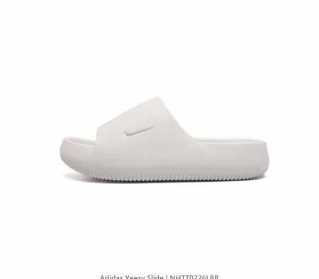 耐克 Nike Calm Slide 经典运动拖鞋时尚厚底增高男女一字拖鞋 拖鞋的外观十分吸引人 融合了舒适与时尚的元素 延续了简约独特的美学风尚 一体式的设计 - 点击图像关闭