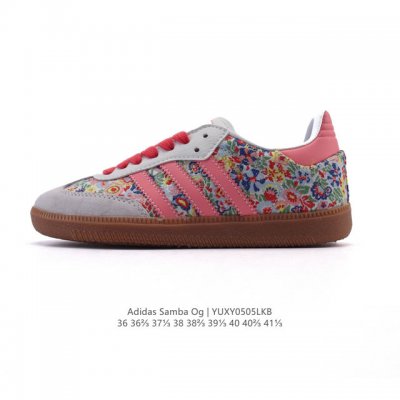阿迪达斯 德训鞋 Adidas Originals Samba Og Shoes 经典运动鞋小白鞋 T头鞋 女板鞋 鞋面刺绣花朵 彰显休闲摩登风情的时尚经典鞋。