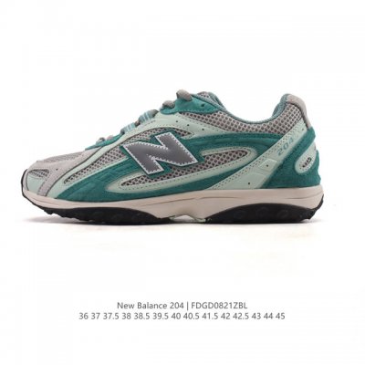 新品 新百伦 2025年新款 New Balance 204L 2025年夏季登场：复古薄底鞋重塑都市运动美学时尚运动跑步鞋，以复古薄底设计与室内足球鞋灵感，打