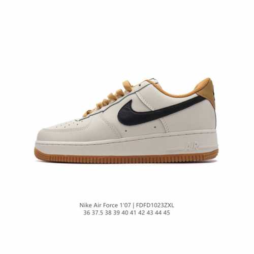 耐克 Nike Air Force 1 '07 Low 空军一号含气垫 小白鞋 低帮百搭厚底增高休闲运动板鞋。柔软、弹性十足的缓震性能和出色的中底设计，横跨复古
