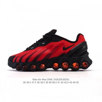 耐克 Nike Air Max Dn8 全掌气垫科技运动跑步鞋Fq7860-005。鞋款采用醒目渐变织物和动态波浪状结构鞋面，搭配黑色中底和外底，以及迷你黑色