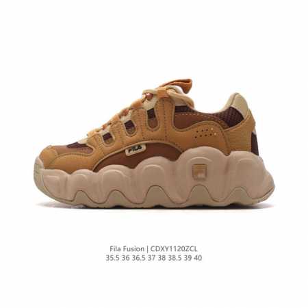 Fila 斐乐女鞋 官方新款透气猫爪鞋厚底增高老爹鞋时尚复古运动鞋 鞋身采用皮革面料，时尚而又精致。采用均衡性能的发泡科技材料，提供均衡重量、回弹、缓震的舒适脚 - 点击图像关闭