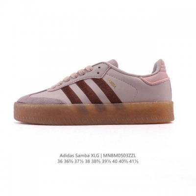 adidas 阿迪达斯 女款运动鞋 三叶草Samba Velentine 休闲鞋 德训鞋 复古板鞋经典运动鞋。一款阿迪达斯的Samba面包鞋，该鞋具有厚实的用料