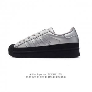 阿迪达斯 新款 Adidas Superstar 三叶草 经典贝壳头系列 新款休闲板鞋潮流男女士运动鞋 。鞋面柔软皮革材质 标志性的贝壳鞋头，锯齿三条纹，简约的