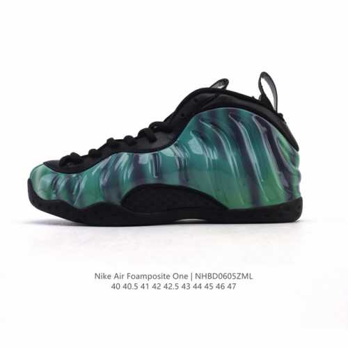 公司级 耐克Nike Air Foamposite One 男鞋 时尚运动鞋潮篮球鞋，它是一双内场的后卫战靴，97年1月份首期发行，使用Foamposite一次