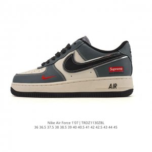耐克 Nike Air Force 1 '07 Low 空军一号含气垫 小白鞋 低帮百搭厚底增高休闲运动板鞋。柔软、弹性十足的缓震性能和出色的中底设计，横跨复古