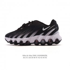 耐克 Nike Air Max Dn8 全掌气垫科技运动跑步鞋Fq7860-005。鞋款采用醒目渐变织物和动态波浪状结构鞋面，搭配黑色中底和外底，以及迷你黑色
