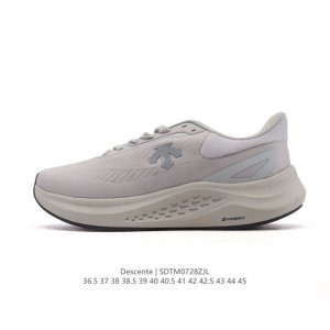 新品公司级 Descente 迪桑特Urban Outdoor系列男女同款Traxis运动休闲鞋夏季新品。迪桑特的Core-Tex面料，轻薄又坚固，防水透气还防