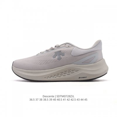 新品公司级 Descente 迪桑特Urban Outdoor系列男女同款Traxis运动休闲鞋夏季新品。迪桑特的Core-Tex面料，轻薄又坚固，防水透气还防