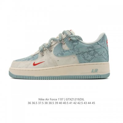 耐克 Nike Air Force 1 '07 Low 空军一号含气垫 低帮 小白鞋 解构绑带 双鞋带 百搭厚底增高休闲运动板鞋。柔软、弹性十足的缓震性能和出色