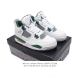 耐克 Nike Air Jordan 4 Retro Og迈克尔 乔丹aj4代乔4 中帮复古休闲运动文化篮球鞋。秉承轻量化的速度型篮球鞋设计思想完成设计，降低重