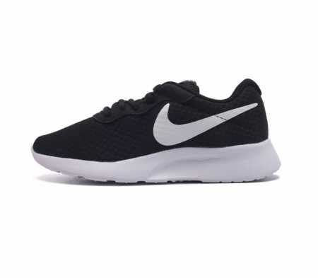 耐克 Nike 休闲鞋2023年新款wmns Nike Tanjun时尚百搭运动鞋 Nike耐克wmns Nike Tanjun 复刻鞋 采用透气网布织物鞋面 - 点击图像关闭