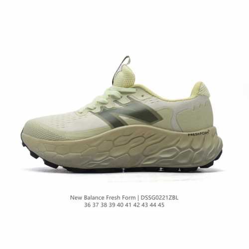 新百伦 [New Balance] Fresh Form 男女士运动鞋 厚底增高老爹跑鞋，这款跑鞋不仅有着以大数据为基础的Fresh Foam虎蜂大底，还有着独