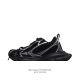 balenciaga 3Xl Sneakers 巴黎世家十代网布系带低帮走秀复古老爹鞋 网布材料和聚氨酯 磨损效果 鞋头边缘和后帮 Balenciaga 徽标