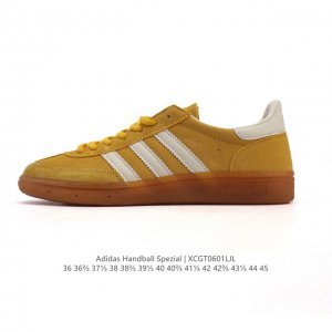 阿迪达斯 Adidas Handball Spezial 低帮三叶草学院风复古休闲板鞋 德训鞋 橡胶底柔软皮革经典运动鞋板鞋。圆头、缝合拼接设计、正面绑带、鞋舌