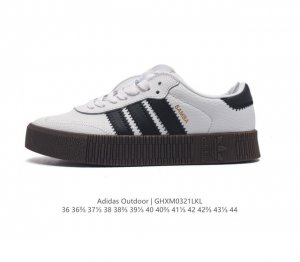 阿迪达斯 Adidas 三叶草 Outdoor 经典三条杠复古休闲运动板鞋春夏时尚简约小白鞋男女鞋情侣鞋 类型 男女鞋 货号 B28156 码数 36 36 3