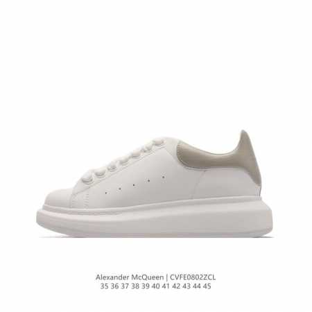 alexandermcqueen 亚历山大 麦昆mcq 运动小白鞋厚底增高闪尾光滑牛皮平底鞋休闲鞋 时尚男女板鞋潮运动鞋 ，火爆到大街小巷无人不知，无人不晓的境 - 点击图像关闭