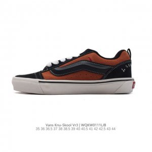 110 万斯 Vans Knu-Skool Vr3 Lx 面包鞋皮革鞋面。坎普尔·茱利安系列低帮复古硫化休闲运动板鞋“肥胖版大Logo”要说整个2023年最为热