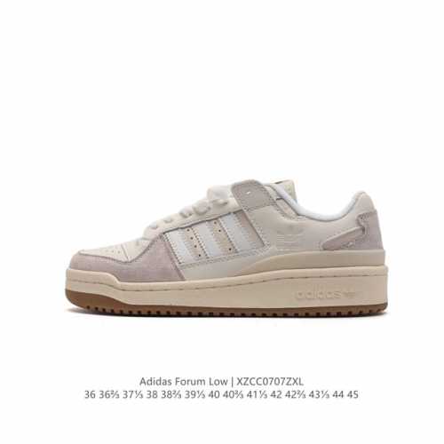 Adidas 阿迪达斯 三叶草 Forum Low 女运动鞋 摩登演绎篮球风的经典鞋。英文的“Forum”，是进行表达的场所，在这里，可以释放自己的热情，阐述自