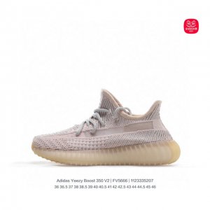 盲盒 两双 万双库存开炸 椰子350真爆 颜色随机 码数你挑 尺码36－45码 都可接 非质量问题无售后 ！质量问题可换！完美艺术家勿扰！ 请各位老板档口自取时