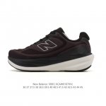 公司级 新百伦 New Balance Fresh Foam X 1080 V15 男女款舒适缓冲跑步运动鞋。这款鞋将可靠的舒适性和高性能相结合，为日常穿着和比