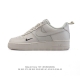 140 耐克 Nike Air Force 1 '07 Low 空军一号含气垫 小白鞋 低帮百搭厚底增高休闲运动板鞋。柔软、弹性十足的缓震性能和出色的中底设计，