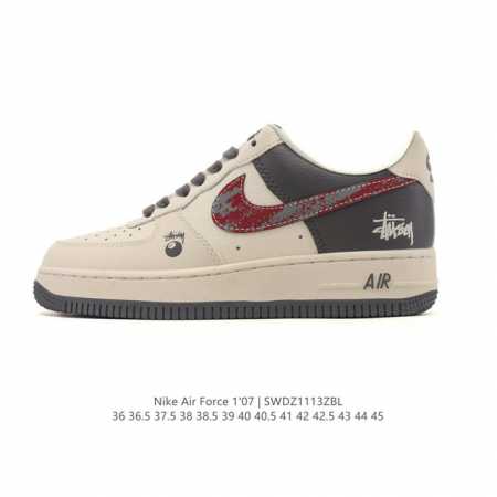 耐克 Nike Air Force 1 '07 Low 空军一号含气垫 低帮 小白鞋 百搭厚底增高休闲运动板鞋。柔软、弹性十足的缓震性能和出色的中底设计，横跨复 - 点击图像关闭