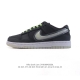 公司级 耐克 Nike Dunk Low Retro 运动鞋复古板鞋。作为 80 年代经典篮球鞋款，起初专为硬木球场打造，后来成为席卷街头的时尚标杆，现以经典细