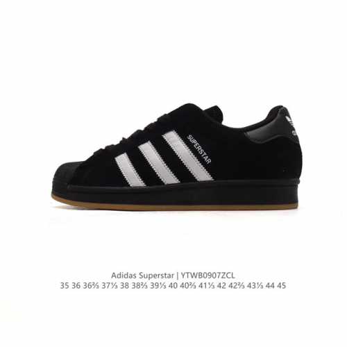 阿迪达斯 Adidas Superstar 三叶草经典贝壳头系列 新款休闲板鞋潮流男女士运动鞋 。鞋面柔软皮革材质 标志性的贝壳鞋头，锯齿三条纹，简约的线条。就