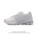 公司级 新百伦 New Balance M 6系列 复古运动鞋单品宝藏老爹鞋款。作为nb最经典的档案鞋型之一，与2002一样， 6有着nb最成熟的技术加持和复古