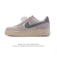 特价 耐克 Nike Air Force 7 Low 空军一号含气垫 小白鞋 低帮百搭厚底增高休闲运动板鞋。柔软、弹性十足的缓震性能和出色的中底设计，横跨复古与