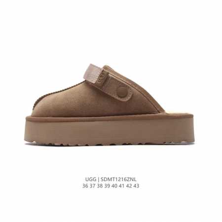 公司级 Ugg 棉拖 雪地靴 防水 俏皮可爱的百变造型， 美国轻奢品牌ugg 平底系列冬季雪地休闲保暖家居包头棉拖鞋。官方同步包装 检验标 材料采用原厂防污防水 - 点击图像关闭