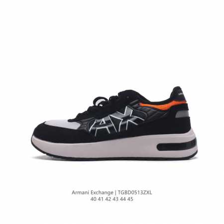阿玛尼 Armani Exchange 休闲男士2024 时尚板鞋 简单大方 鞋面精心设计 利落皮革织物拼接鞋面 透气舒适 时尚耐磨百搭休闲运动鞋。 类型：男鞋 - 点击图像关闭