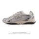 新品 新百伦 2025年新款 New Balance 204L 2025年夏季登场：复古薄底鞋重塑都市运动美学时尚运动跑步鞋，以复古薄底设计与室内足球鞋灵感，打