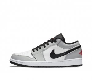 二层皮耐克 乔丹air Jordan 1 Low Aj1 乔1 乔丹1代 低帮板鞋复古文化休闲运动篮球鞋 从19 年面世的元年款汲取设计灵感 采用简洁大方的经典