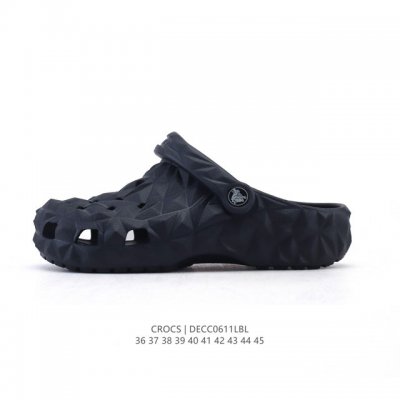 Crocs 沙滩洞洞鞋 榴莲造型鞋面男女士休闲厚底增高凉拖鞋 卡骆驰明星同款 厚底增高凸显大长腿沙滩鞋 选择尺码时 建议选大一码 脚感更舒适 这款没有鞋盒 类型