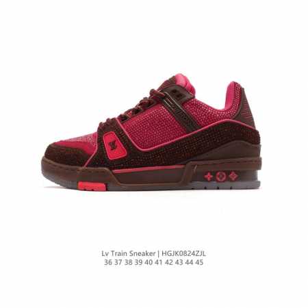 公司级 路易威登 满钻 Louis Vuitton Lv路易威登板鞋 时尚运动鞋 潮厚底增高休闲鞋。舒适防滑底和百搭性霸屏整个时尚娱乐圈，细节调整完美主义！致t - 点击图像关闭