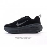 公司级 真爆 耐克 Nike Vomero 18 厚底增高老爹运动跑步鞋。全新 Vomero 提供比以往更多的緩衝效能以及該系列有史以來最高的鞋底高度，結合 N