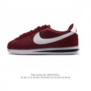 公司级nike Classic Cortez Nylon 耐克阿甘鞋男女子运动鞋。秉承元年款经典风格，糅合防水鞋面设计，令双足保持干爽舒适。防水锦纶鞋面强势抵御