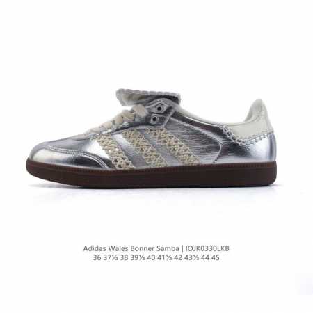 真标 阿迪达斯 德训鞋 经典复古低帮休闲运动慢跑鞋Wales Bonner X Adidas 2025 全新秋冬系列联名鞋款 经典运动板鞋。该鞋超大鞋舌采用皮革 - 点击图像关闭
