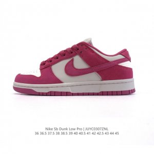 210 【公司级】耐克 Nike Sb Dunk Low Pro 男女同款运动鞋复古板鞋。采用柔软皮革鞋面，经久耐穿，塑就如元年款 Dunk 般的复古质感。鞋头