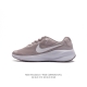 耐克 Nike Revolution 7 Wide 公路跑步鞋 宽版 厚底增高老爹鞋透气网面运动鞋。采用柔软缓震设计，具有出色支撑力，为你开启跑步新境界。这款公